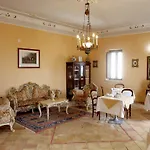 Palazzo Madeo - Residenza D' Epoca Crosia