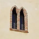 Palazzo Madeo - Residenza D' Epoca Bed & Breakfast 4*