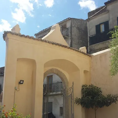 Palazzo Madeo - Residenza D' Epoca Crosia