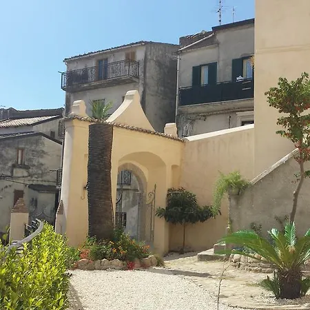 Bed & Breakfast Palazzo Madeo - Residenza D'epoca Crosia