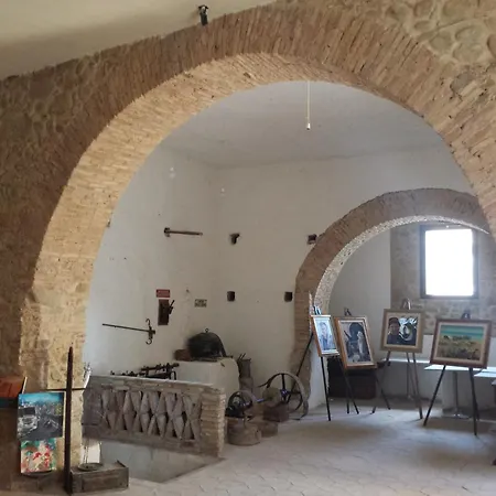 Palazzo Madeo - Residenza D'epoca Bed & Breakfast