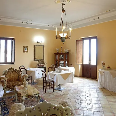 Palazzo Madeo - Residenza D' Epoca