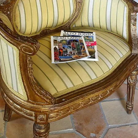 Palazzo Madeo - Residenza D'epoca Bed & Breakfast *