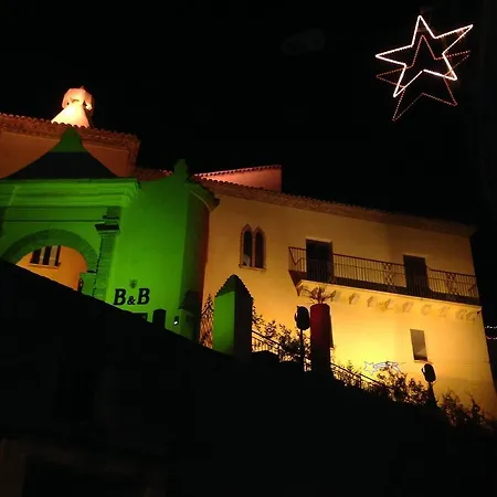 B&B Palazzo Madeo - Residenza D' Epoca 4*