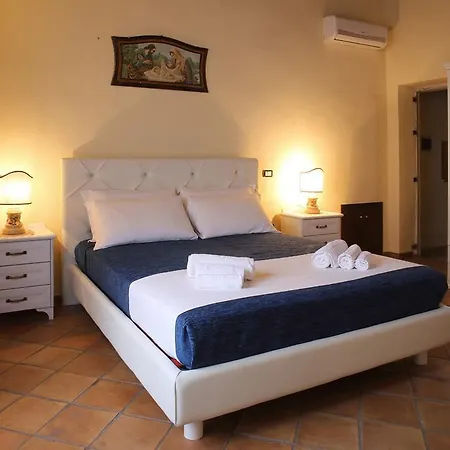 Palazzo Madeo - Residenza D' Epoca