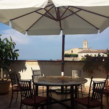 B&B Palazzo Madeo - Residenza D' Epoca