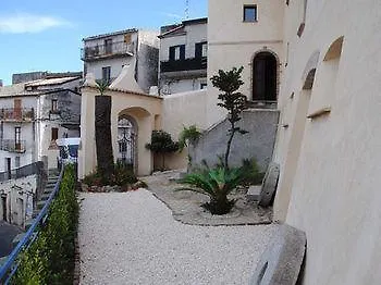 Palazzo Madeo - Residenza D' Epoca 4* Crosia