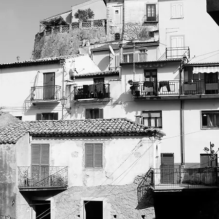 Palazzo Madeo - Residenza D' Epoca 4*