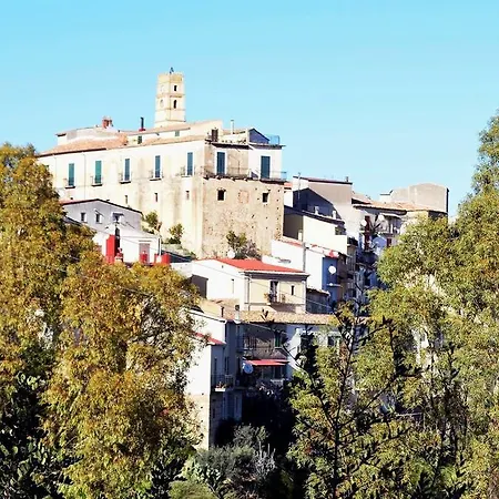Palazzo Madeo - Residenza D' Epoca Bed & Breakfast