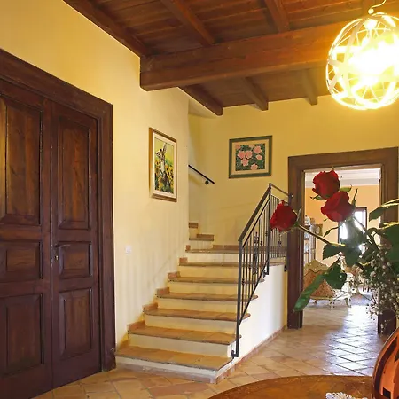 Palazzo Madeo - Residenza D' Epoca Bed & Breakfast 4*