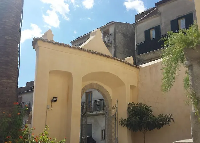 Palazzo Madeo - Residenza D' Epoca Crosia