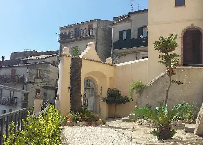 לינה וארוחת בוקר Palazzo Madeo - Residenza D' Epoca Crosia