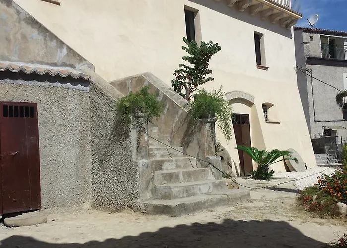 Palazzo Madeo - Residenza D' Epoca