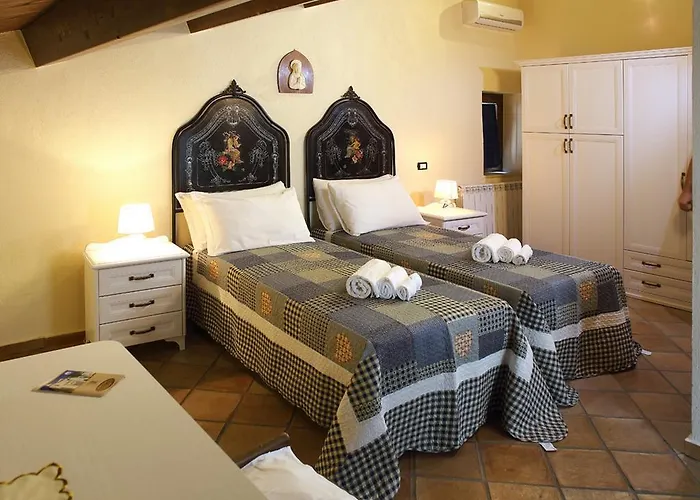 Palazzo Madeo - Residenza D' Epoca Alojamento de Acomodação e Pequeno-almoço Crosia