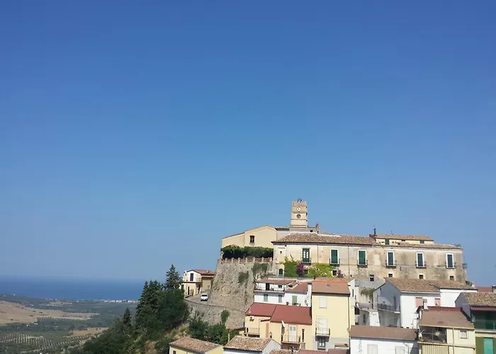 Alojamento de Acomodação e Pequeno-almoço Palazzo Madeo - Residenza D' Epoca 4*