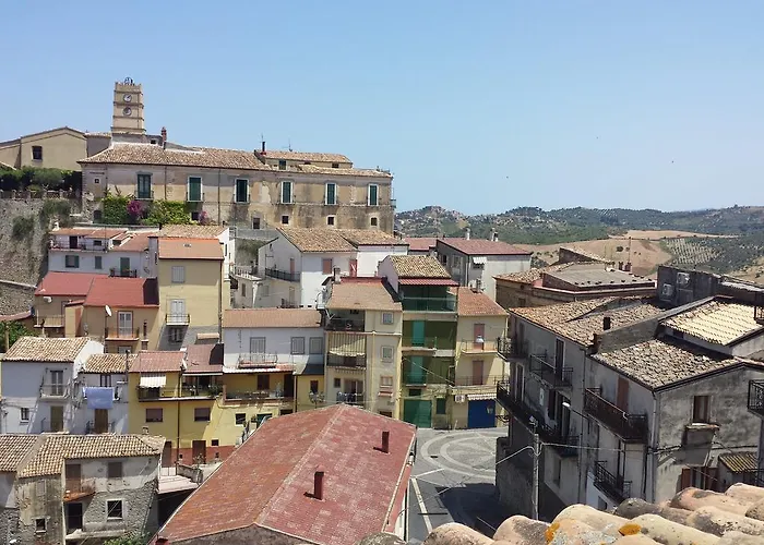 Alojamento de Acomodação e Pequeno-almoço Palazzo Madeo - Residenza D' Epoca 4*