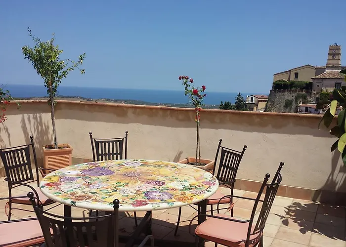 לינה וארוחת בוקר Palazzo Madeo - Residenza D' Epoca 4*