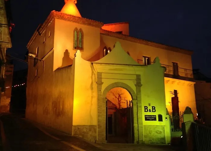 Palazzo Madeo - Residenza D' Epoca