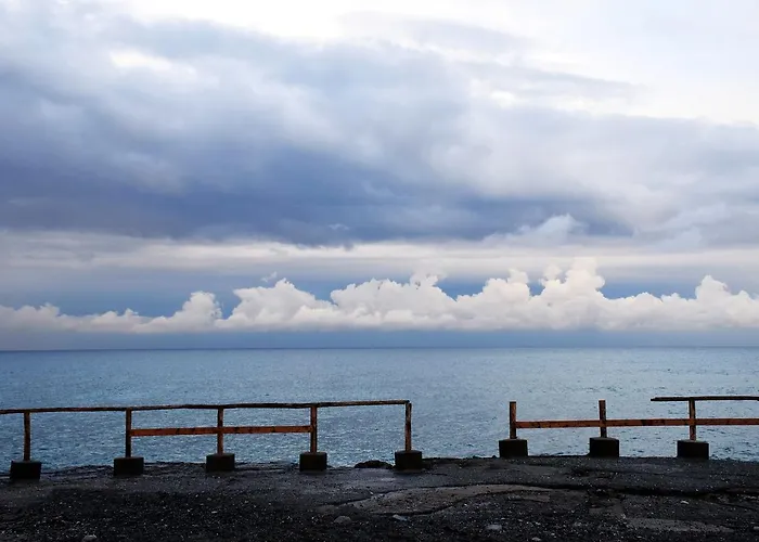 Palazzo Madeo - Residenza D' Epoca לינה וארוחת בוקר 4*